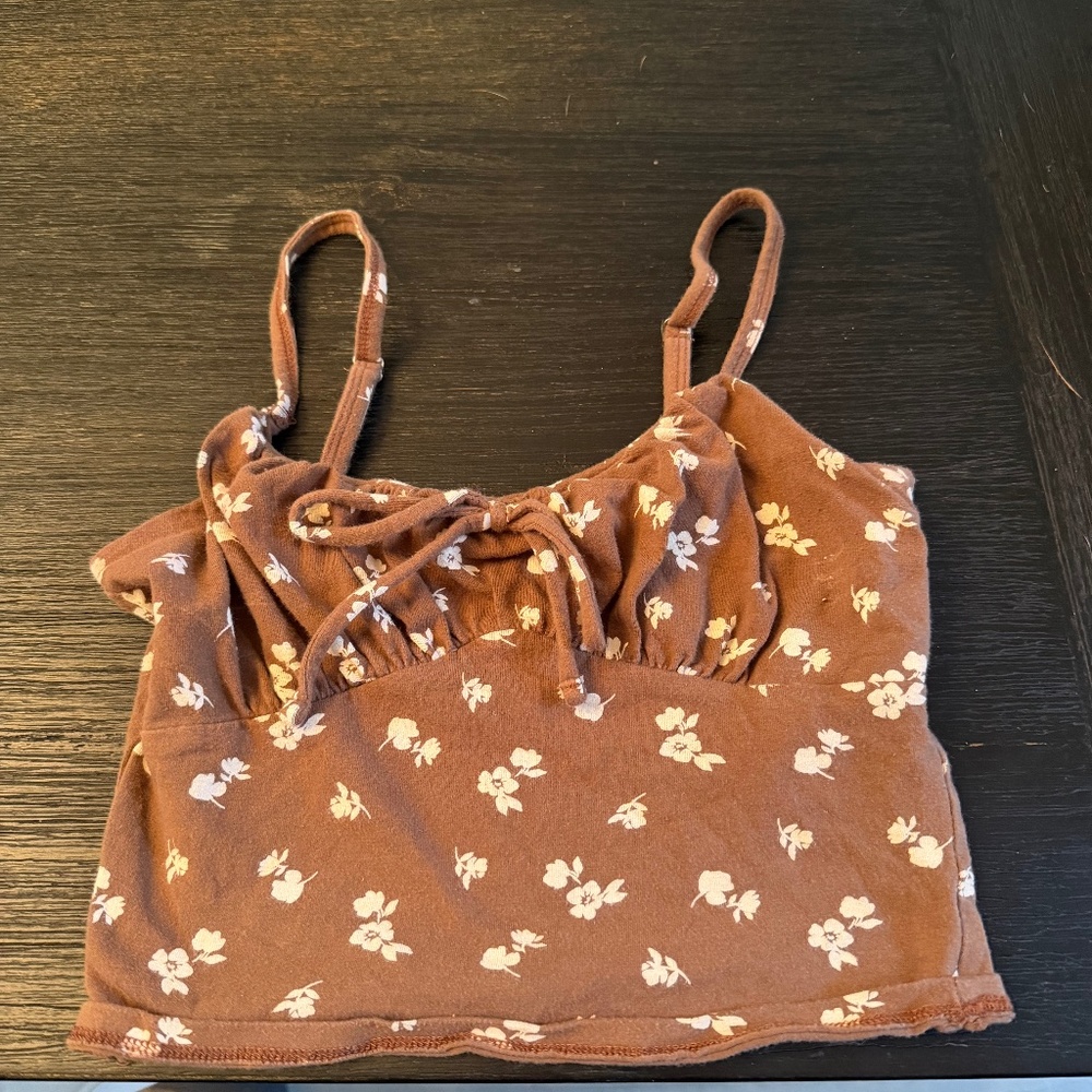 Women's Hollister Top.